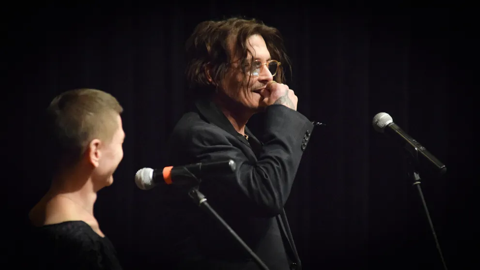 VIDEO: Johnny Depp sa poďakoval v češtine, zožal obrovský potlesk